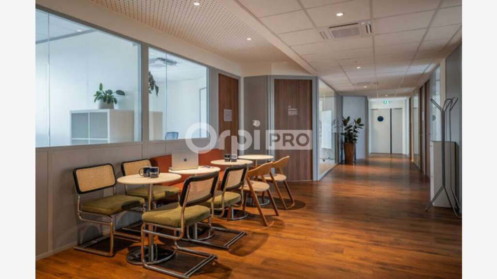 A louer bureaux 327m² R+1 à Limoges centre