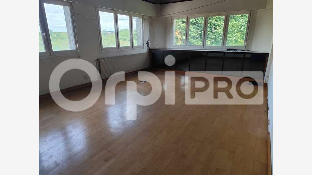 Bureau 435m² à louer à Limoges Sud
