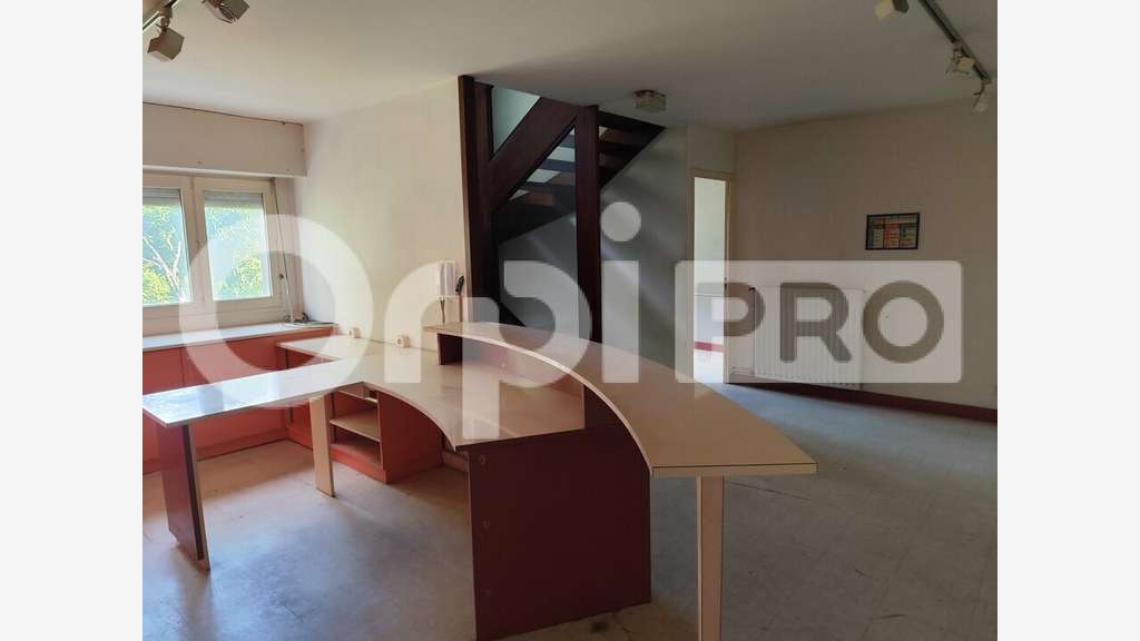 Bureau 435m² à louer à Limoges Sud