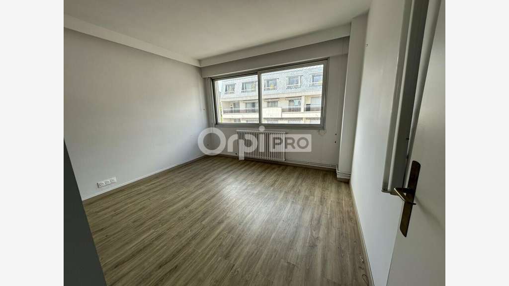 A louer bureaux 90m² à Limoges quartier Emailleurs