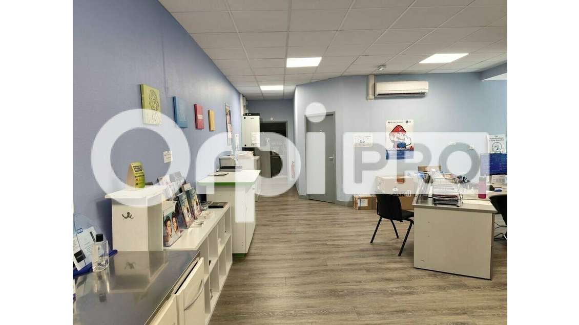 A louer bureaux 167m² sur 2 niveaux à Limoges 