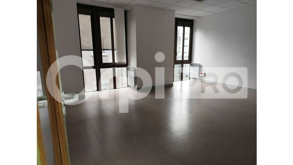 Bureau de 128m² à louer au centre de Limoges