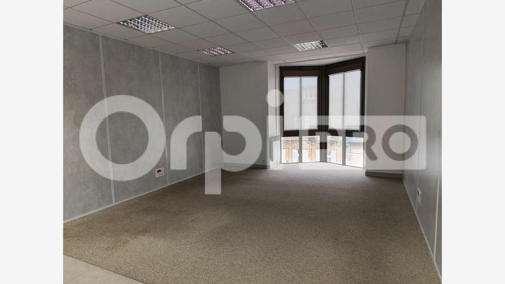 Bureau de 128m² à louer au centre de Limoges