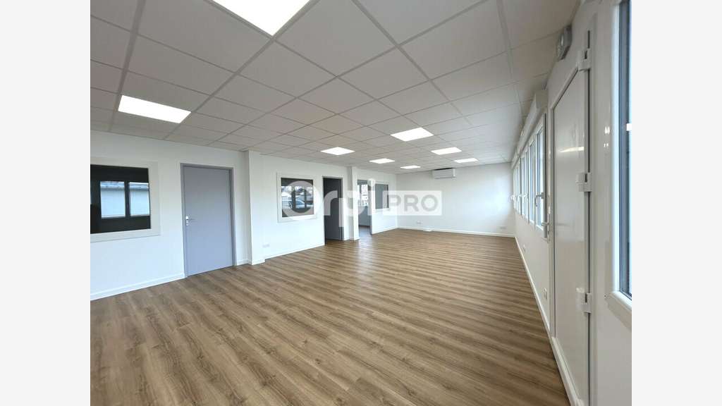 A louer bureaux neufs 153m² à Limoges Beaublanc