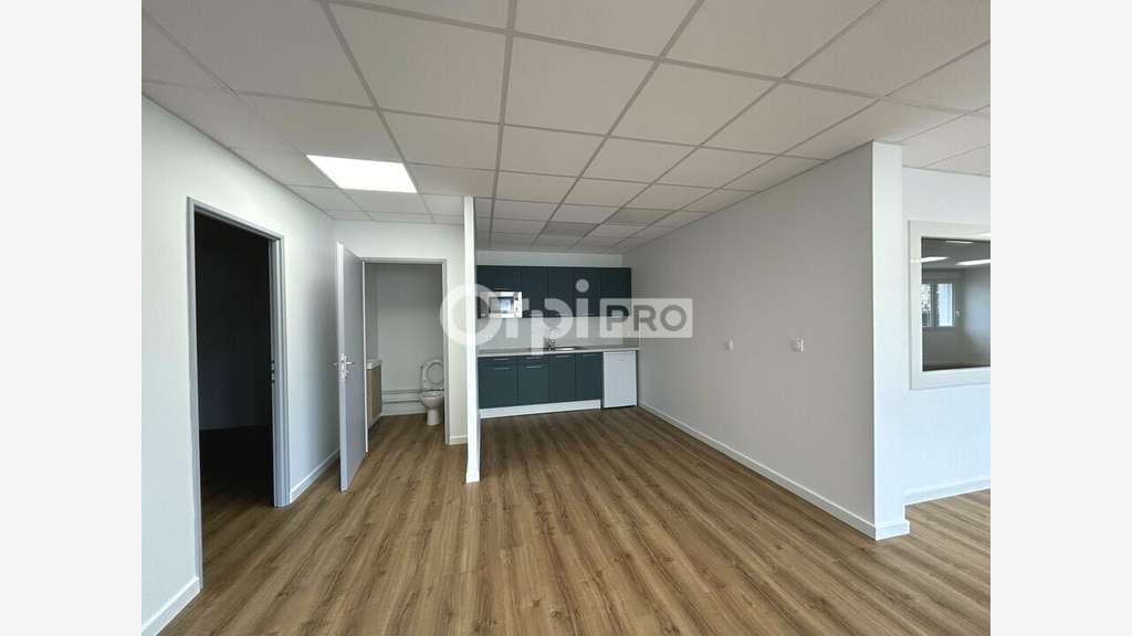 A louer bureaux neufs 153m² à Limoges Beaublanc