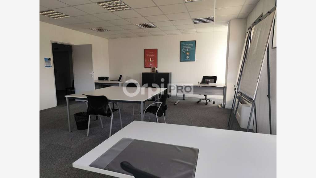 Bureau 85m² à louer à Limoges ZA Ester Technopole