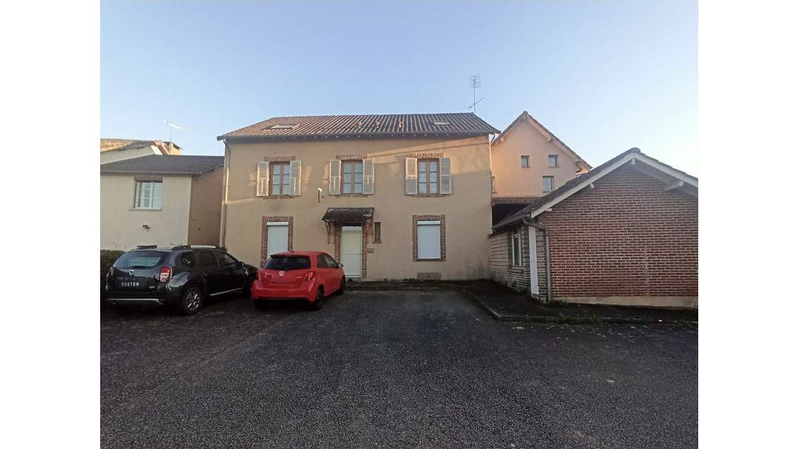 LOC Local Bureaux 70 m² - 15 minutes de LIMOGES