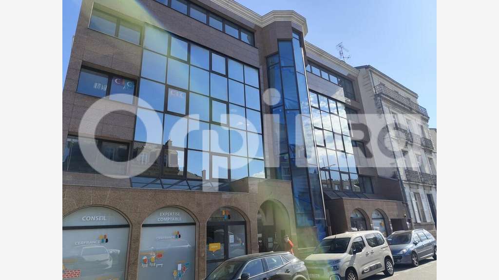 AV bureaux lumineux 250m² à Limoges proche gare