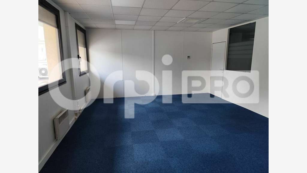 AV bureaux lumineux 250m² à Limoges proche gare