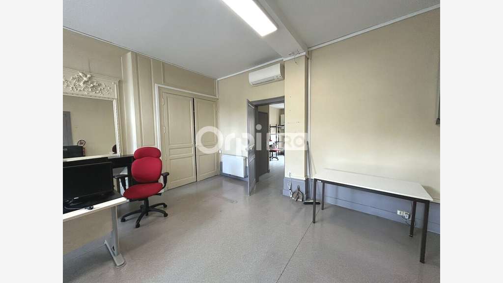 Bureau de 44m² à louer en centre ville de Limoges 