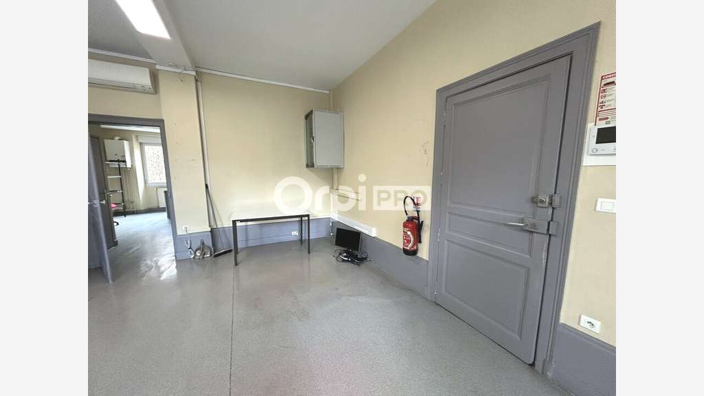 Bureau de 44m² à louer en centre ville de Limoges 
