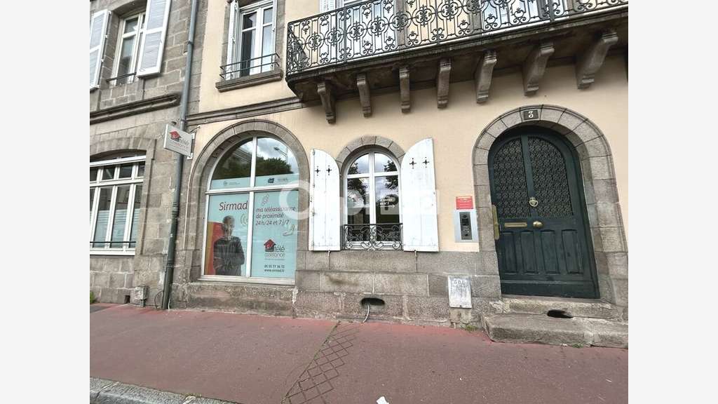Bureau de 44m² à louer en centre ville de Limoges 