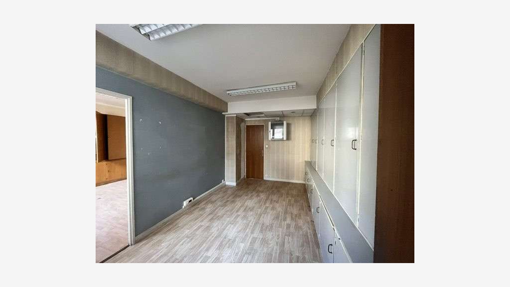 Bureaux avec vitrine à LIMOGES !