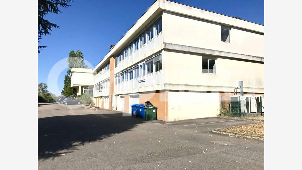A LOUER - BUREAUX 1 925 m² - LIMOGES SUD