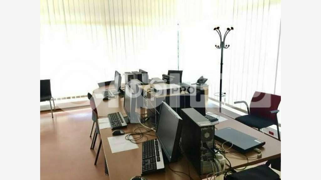 A LOUER - BUREAUX 1 925 m² - LIMOGES SUD