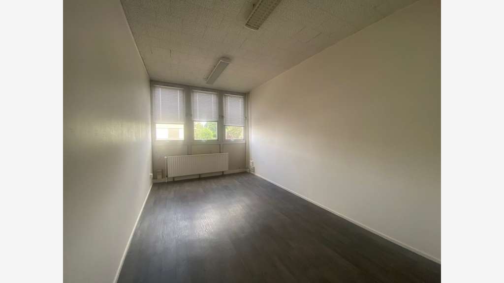A louer bureaux 245m² R+1 à Limoges !