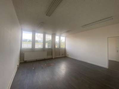A louer bureaux 245m² R+1 à Limoges !