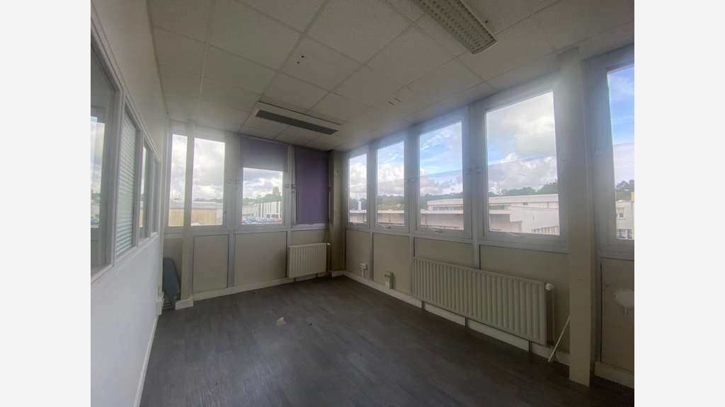 A louer bureaux 245m² R+1 à Limoges !