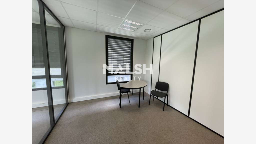 Bureaux à louer 127m² à Limonest proche A6