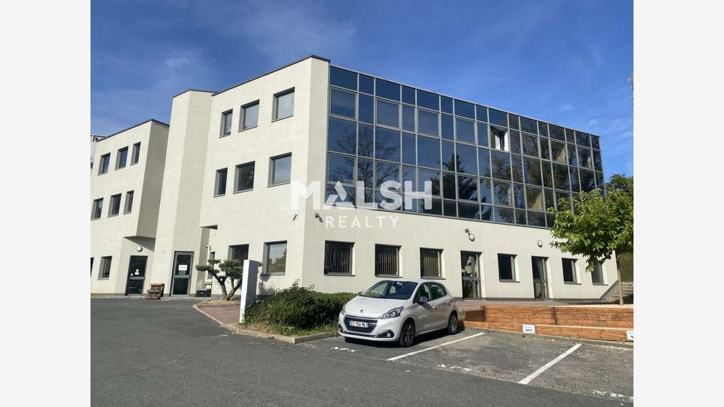 Bureaux à louer 141m² en RDC à Limonest Techlid