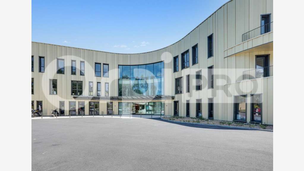 A louer bureaux flexibles 288m² à Limonest Techlid