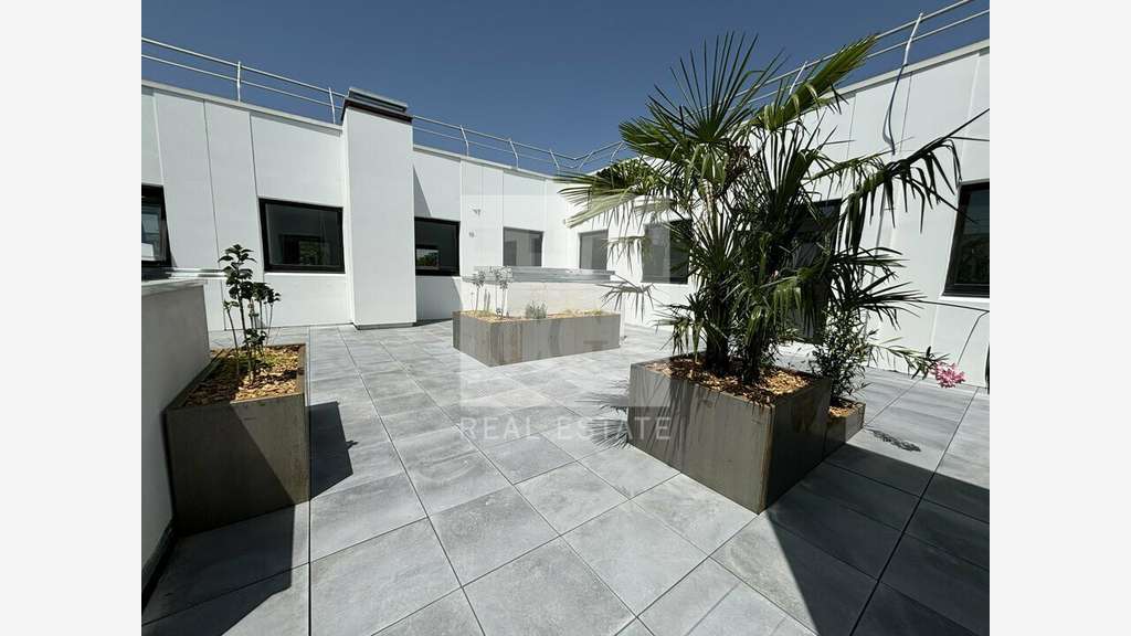 Bureaux à partir 154m² à louer à Limonest Techlid