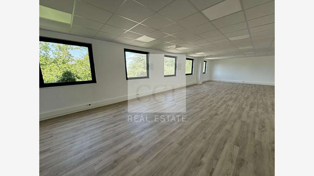 Bureaux à partir 154m² à louer à Limonest Techlid