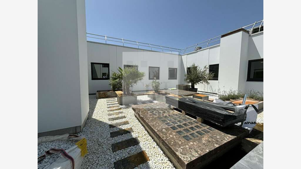 Bureaux à partir 154m² à louer à Limonest Techlid