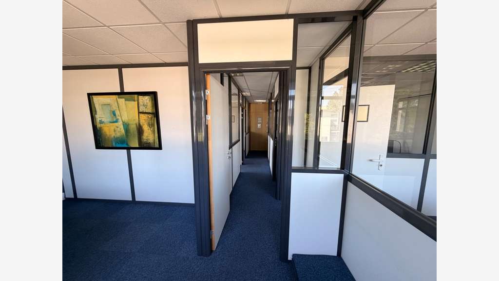 Bureaux 70m² R+1 à louer à Limonest Techlid
