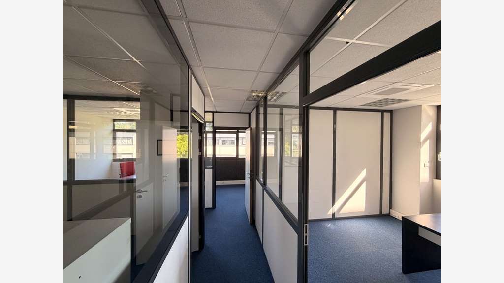 Bureaux 70m² R+1 à louer à Limonest Techlid