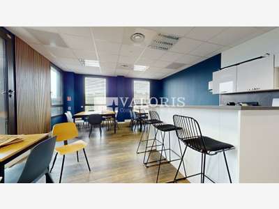 A louer bureaux R+2 Limonest Terrasses Bruyères