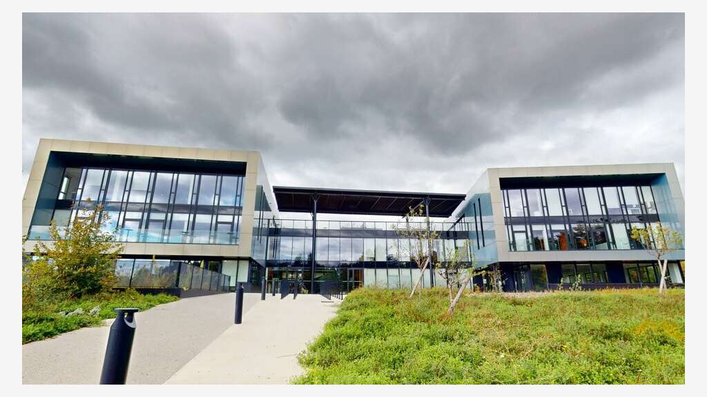 Bureaux 829m² à louer à Limonest TECHLID