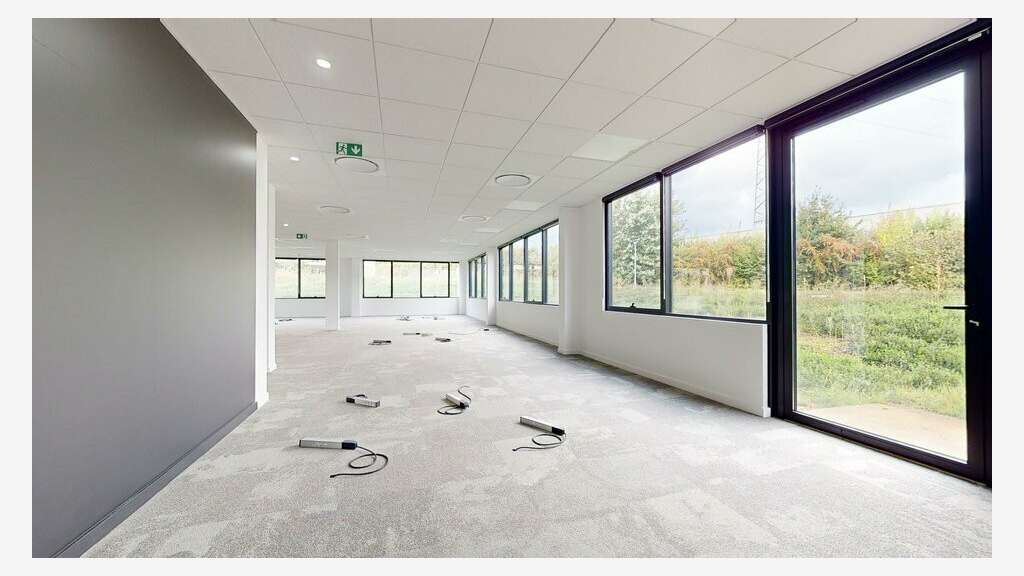 Bureaux 829m² à louer à Limonest TECHLID