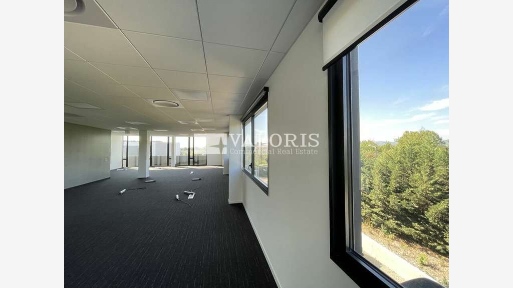 Bureaux 217m² haut de gamme à louer à Limonest 