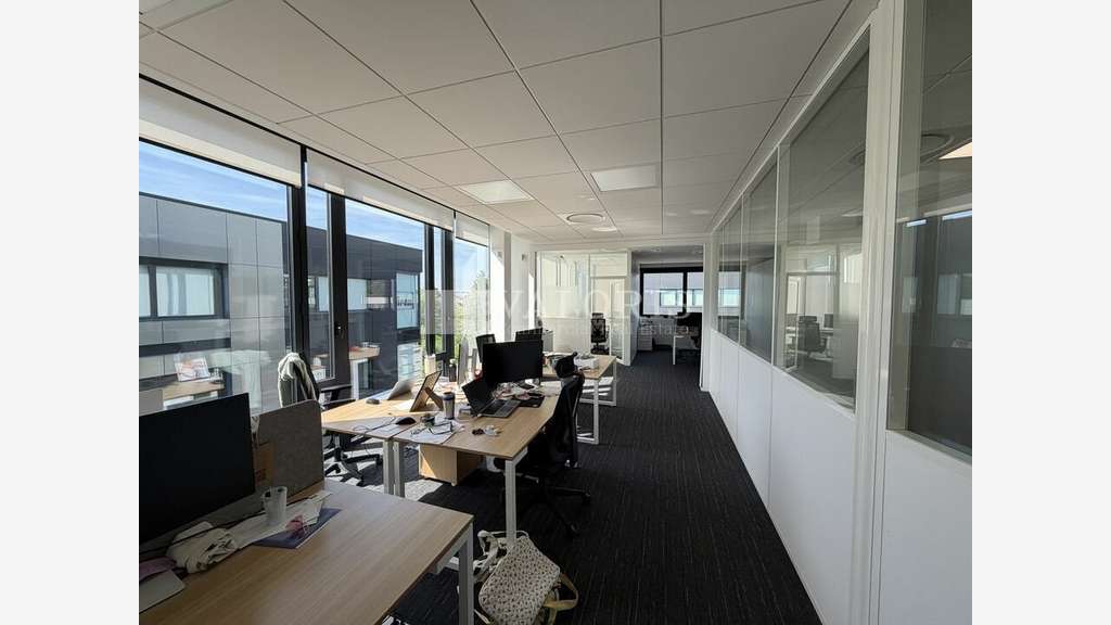 Bureaux à louer à Limonest ZI Techlid
