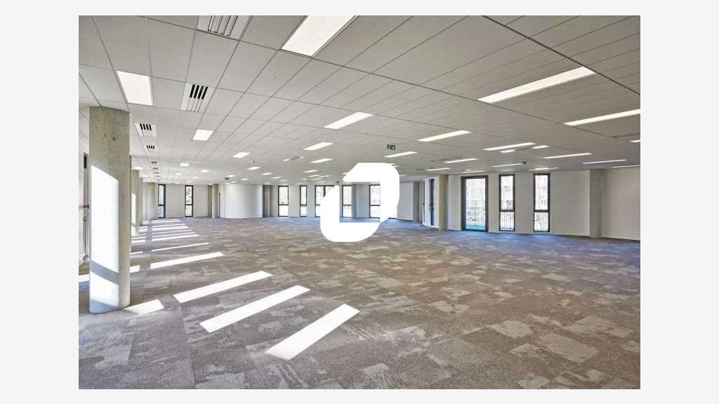 A louer Bureaux 9157m² Limonest