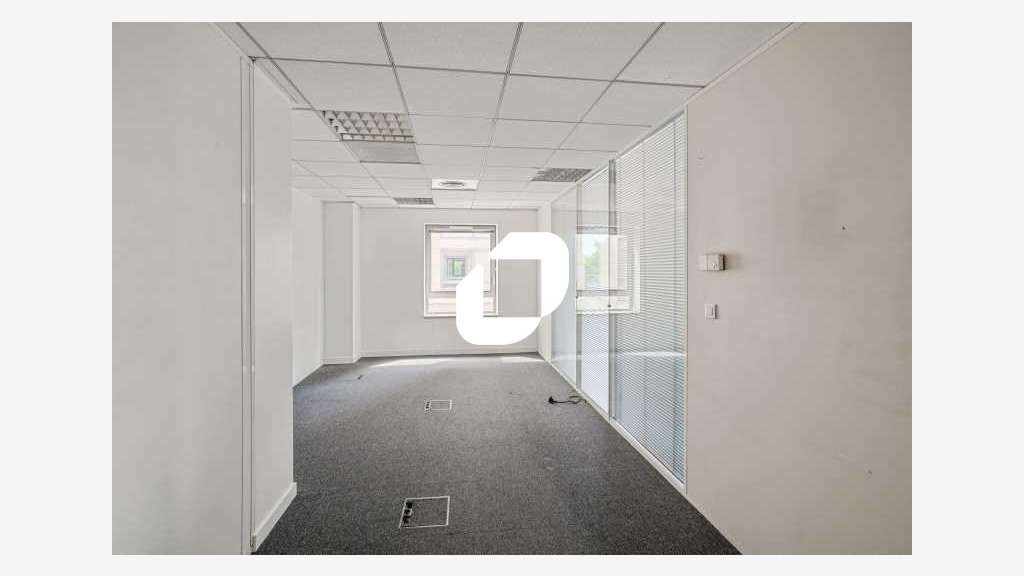 A louer Bureaux 232m² Limonest