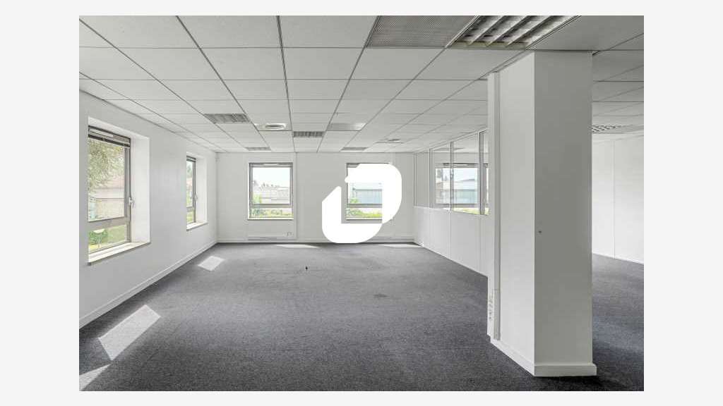 A louer Bureaux 232m² Limonest