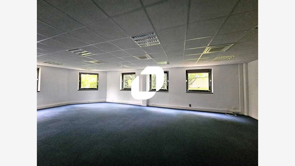 A louer Bureaux 843m² Limonest