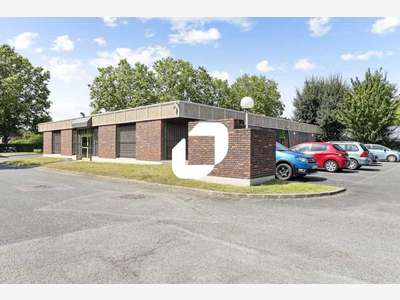 A louer Bureaux 300m² Lisses