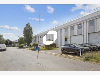 A louer Bureaux 673m² Lisses