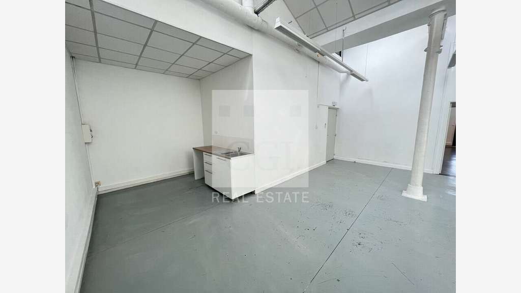 Bureau 141m² à louer à Lyon 69004