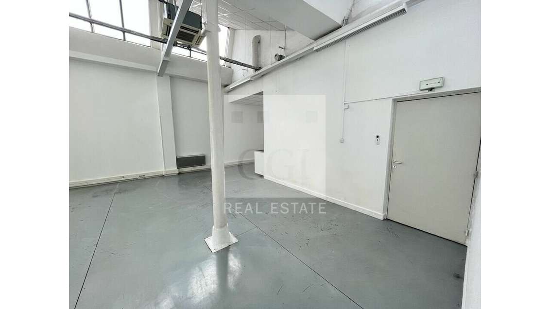 Bureau 141m² à louer à Lyon 69004
