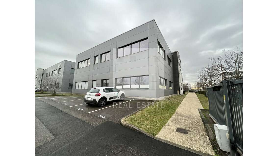 A louer bureaux local stockage 171m² à Lyon 69007