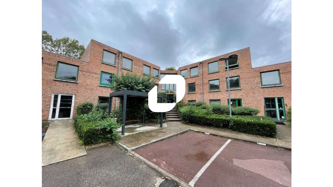 A louer Bureaux 165m² Lognes