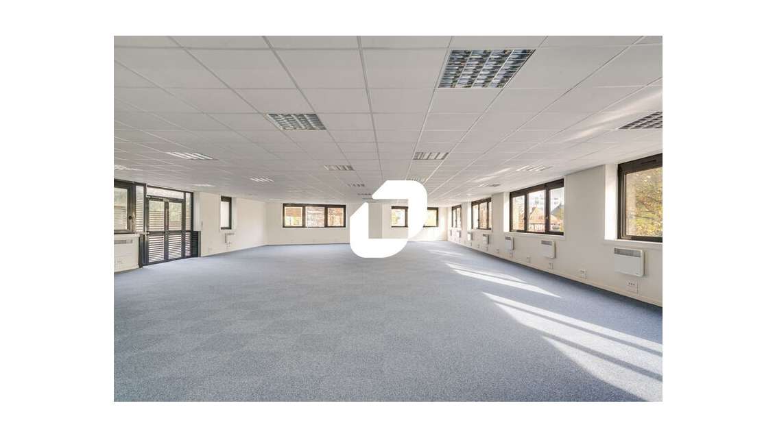A louer Bureaux 207m² Lognes