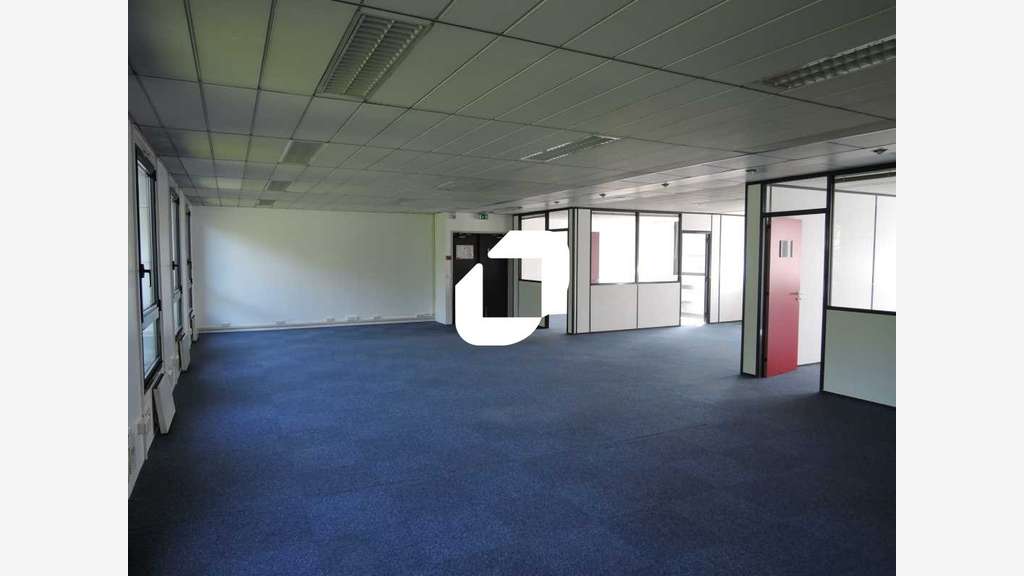 A louer Bureaux 27m² Lognes