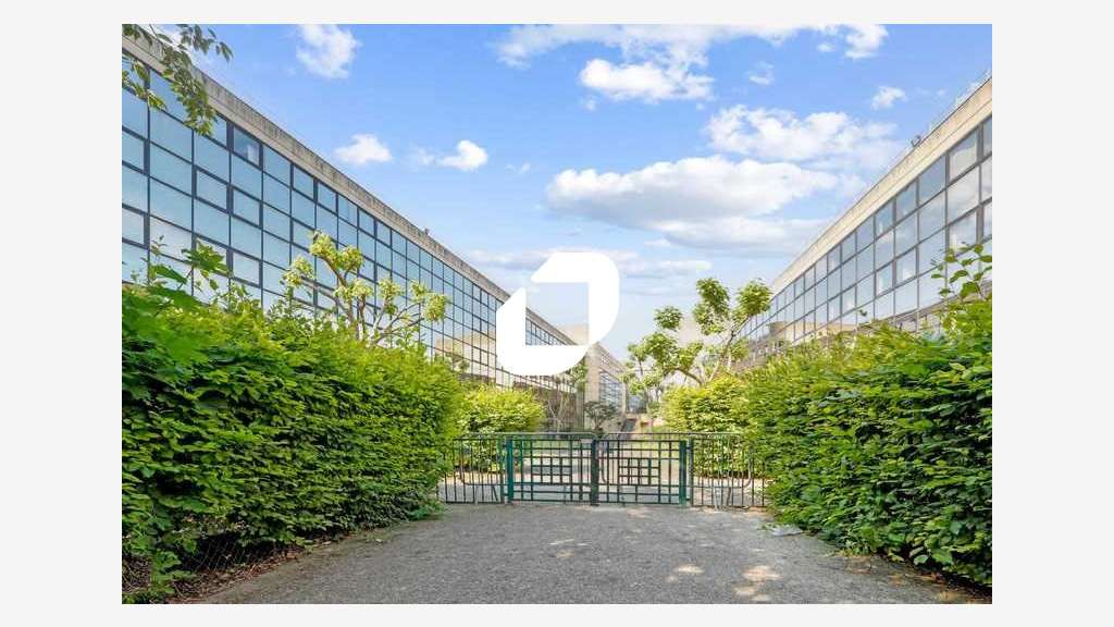 A louer Bureaux 457m² Lognes