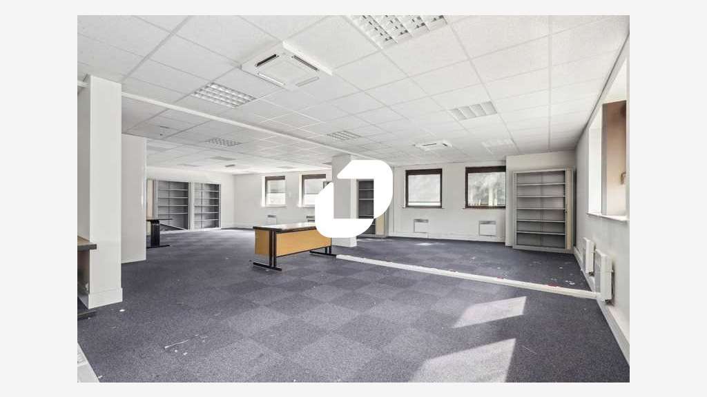 A louer Bureaux 309m² Lognes
