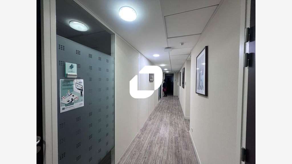 A louer Bureaux 871m² Lognes